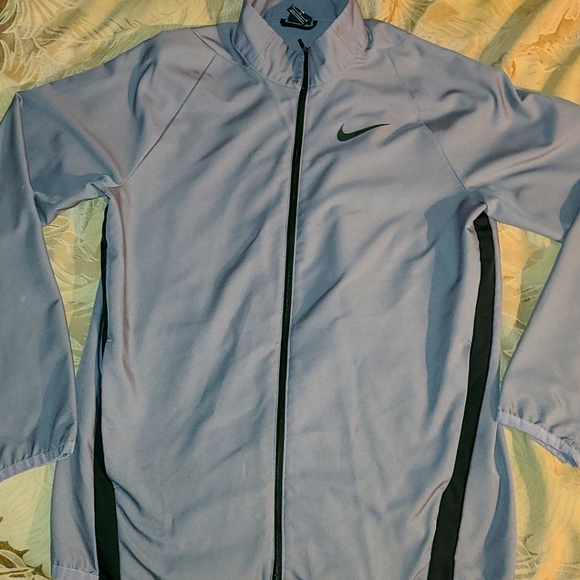 Nike Dri-Fit Jacket Size Medium Color Grey - Picture 1 of 3